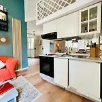 Quirinale Apartment In Rome