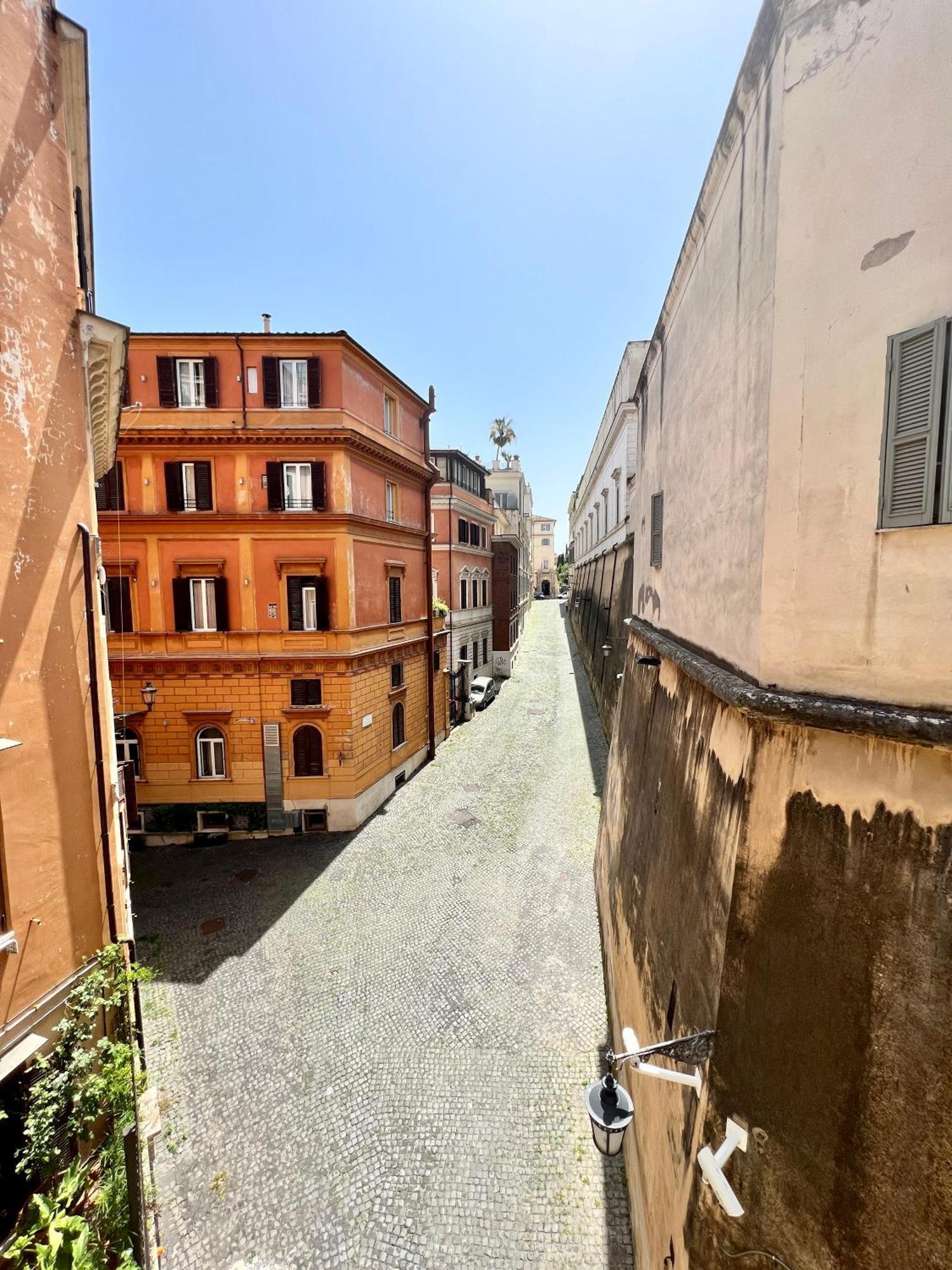 Quirinale Apartment *
